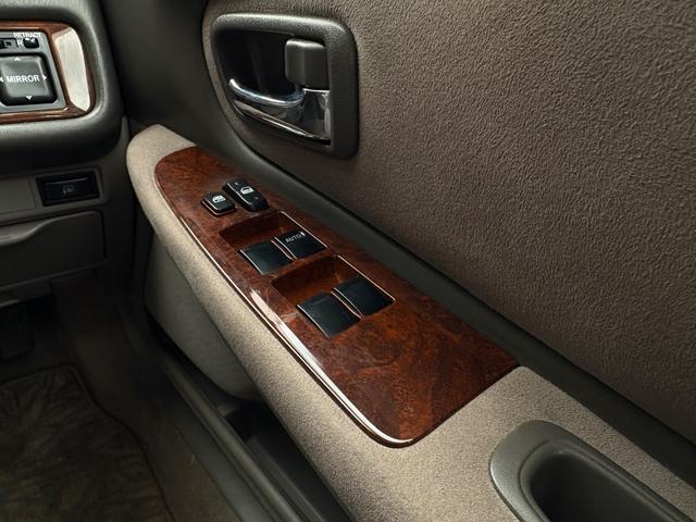 クレスタ エクシード プレミアムエディション■4万キロ■修復歴無し ■後期型■1G-FE■フルオリジナル■スーパーホワイトパールマイカ(051)■HIDヘッドライト■パワーシート■ウッドコンビハンドル■木目調パネル■CD■フロントフォグランプ■オートライト(28枚目)