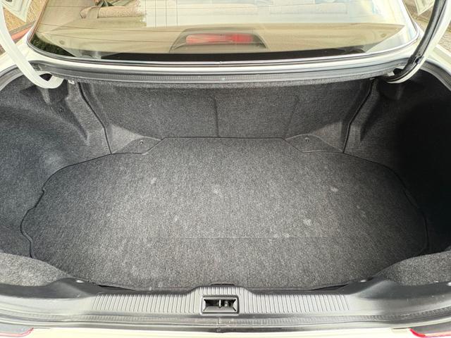 クレスタ エクシード エクセレントエディション■後期型■修復歴無し ■フルノーマル車■走行距離7万キロ台■純正15インチアルミホイール■専用アルミセンターキャップ■パワーシート■HIDヘッド■ETC■ウッドコンビハンドル■革巻きシフトノブ■木目調パネル(24枚目)