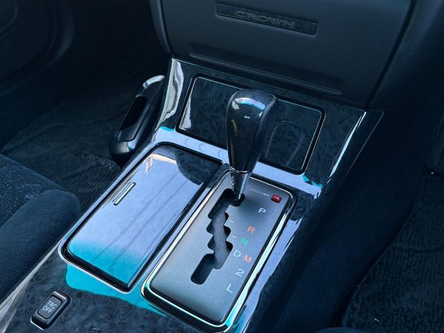 クラウン アスリートVX■300台限定モデル■1JZ-GTE■後期型 ■ターボ■特別仕様車■BBS18インチアルミホイール■専用マフラー/フロントバンパー/スプリング/リアアンダースポイラー/エンブレム■メーカー純正ナビ■HIDヘッドライト■フィルムガラス■ETC■CD(20枚目)