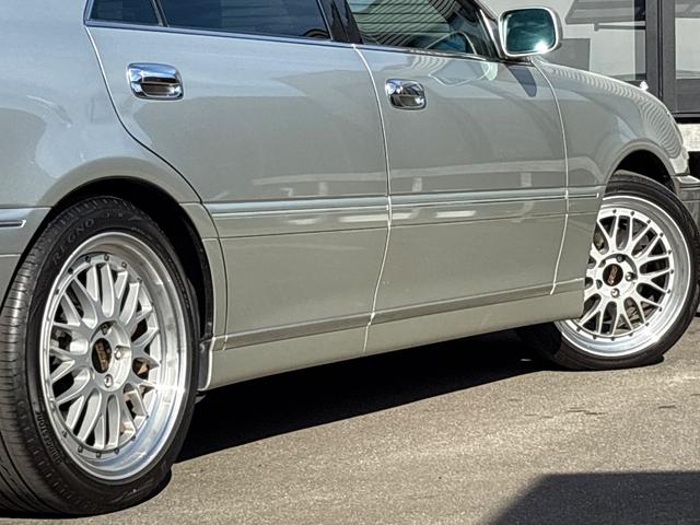 クラウン アスリートVX■300台限定モデル■1JZ-GTE■後期型 ■ターボ■特別仕様車■BBS18インチアルミホイール■専用マフラー/フロントバンパー/スプリング/リアアンダースポイラー/エンブレム■メーカー純正ナビ■HIDヘッドライト■フィルムガラス■ETC■CD(23枚目)