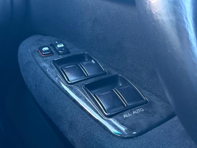 クラウン アスリートVX■300台限定モデル■1JZ-GTE■後期型 ■ターボ■特別仕様車■BBS18インチアルミホイール■専用マフラー/フロントバンパー/スプリング/リアアンダースポイラー/エンブレム■メーカー純正ナビ■HIDヘッドライト■フィルムガラス■ETC■CD(33枚目)