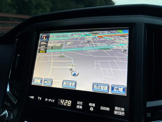 クラウンマジェスタ Fバージョン■サンルーフ■黒本革シート■メーカー純正ナビ ■アラウンドビューモニター■全席イージークロージャー■二列目エアコン■RSRダウンサス■シートヒーター/クーラー■18インチアルミ■プリクラ■レーダクルーズ■BSM■LEDヘッド/フォグ■ETC■(10枚目)