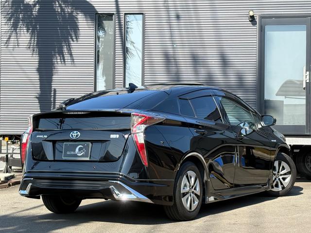 プリウス A■モデリスタフルエアロ■サンルーフ■純正9インチナビ LEDヘッド/フォグランプ■純正15インチアルミ■セーフティセンス■セーフティセンス■プリクラッシュ■レーダクルーズコントロール■ブラインドスポットモニター■バックカメラ■ETC■100V■(6枚目)