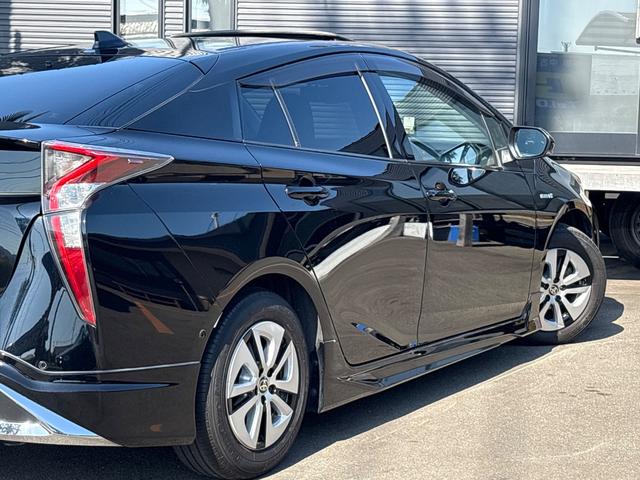 プリウス A■モデリスタフルエアロ■サンルーフ■純正9インチナビ LEDヘッド/フォグランプ■純正15インチアルミ■セーフティセンス■セーフティセンス■プリクラッシュ■レーダクルーズコントロール■ブラインドスポットモニター■バックカメラ■ETC■100V■(12枚目)