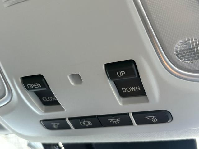 プリウス A■モデリスタフルエアロ■サンルーフ■純正9インチナビ LEDヘッド/フォグランプ■純正15インチアルミ■セーフティセンス■セーフティセンス■プリクラッシュ■レーダクルーズコントロール■ブラインドスポットモニター■バックカメラ■ETC■100V■(42枚目)