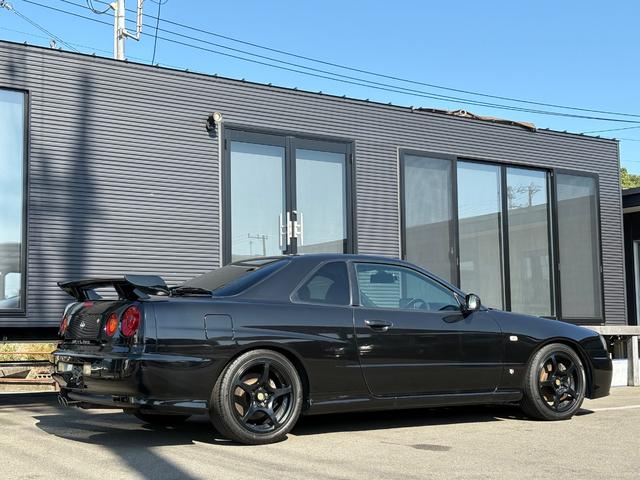 スカイライン 25GT-Vクーペ■後期型■TEIN車高調■RAYS17AW ■修復歴無し■HIDヘッドライト■ドライブレコーダー前/後■キーレス■オートエアコン■社外ナビ■CDデッキ■コンビハンドル■ETC(4枚目)