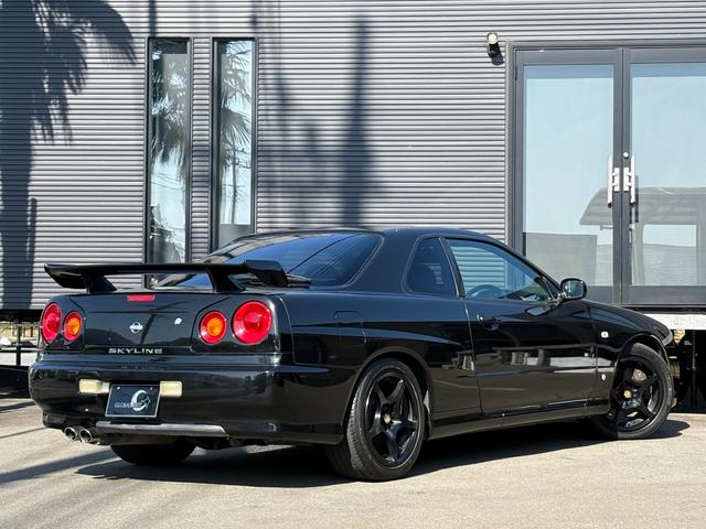 スカイライン 25GT-Vクーペ■後期型■TEIN車高調■RAYS17AW ■修復歴無し■HIDヘッドライト■ドライブレコーダー前/後■キーレス■オートエアコン■社外ナビ■CDデッキ■コンビハンドル■ETC(6枚目)