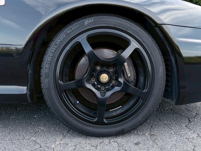 スカイライン 25GT-Vクーペ■後期型■TEIN車高調■RAYS17AW ■修復歴無し■HIDヘッドライト■ドライブレコーダー前/後■キーレス■オートエアコン■社外ナビ■CDデッキ■コンビハンドル■ETC(10枚目)