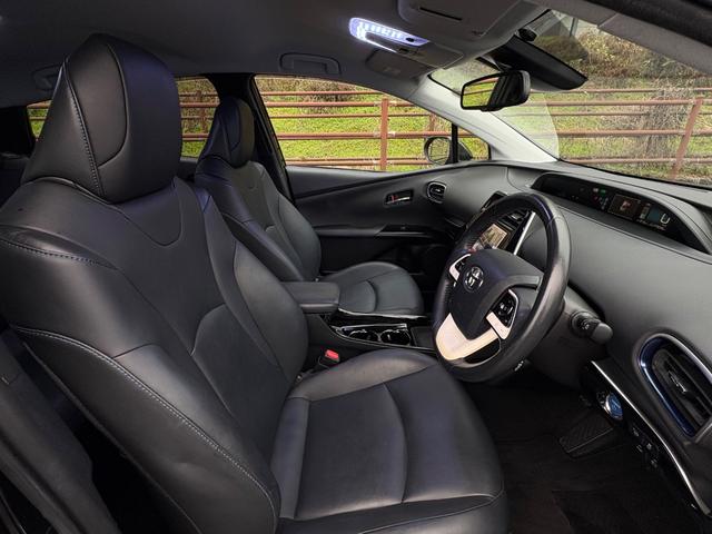 プリウス Aツーリングセレクション■モデリスタフルエアロ■黒本革シート ■アルパイン9インチナビ■LEDヘッド/フォグランプ■シートヒーター■バックカメラ■純正17AW■プリクラッシュ■レーダクルーズコントロール■レーンアシスト■BSM■ヘッドアップディスプレイ■ETC(28枚目)