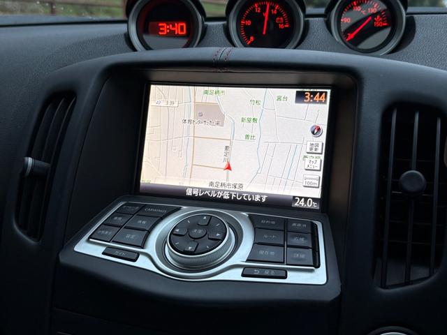 フェアレディZ ニスモ■ワンオーナー車■スポーツリセッティング実施済み ■ニスモフロントバンパー■ニスモ2本出しマフラー■ニスモハーフレザー■純正19インチ■HIDヘッド■メーカー純正ナビ■バックカメラ■CD■DVD■Bluetooth■USB■ETC(16枚目)