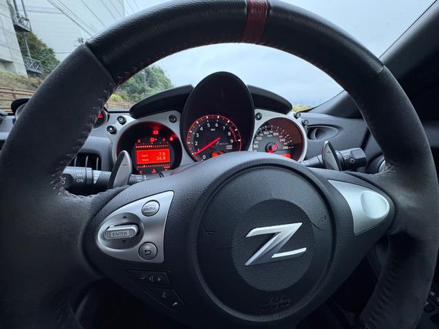 フェアレディZ ニスモ■ワンオーナー車■スポーツリセッティング実施済み ■ニスモフロントバンパー■ニスモ2本出しマフラー■ニスモハーフレザー■純正19インチ■HIDヘッド■メーカー純正ナビ■バックカメラ■CD■DVD■Bluetooth■USB■ETC(24枚目)