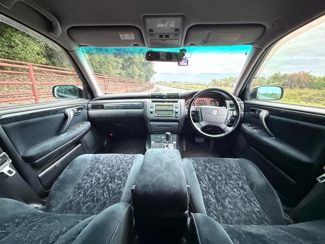 クラウンエステート アスリート■後期型■走行距離6万キロ台■フィルムガラス 純正ブラックボディ(202)■社外18インチアルミホイール■HIDヘッド■ルーフレール■オートクルーズ■ETC■CD■ドライブレコーダー前/後■キーレス(3枚目)