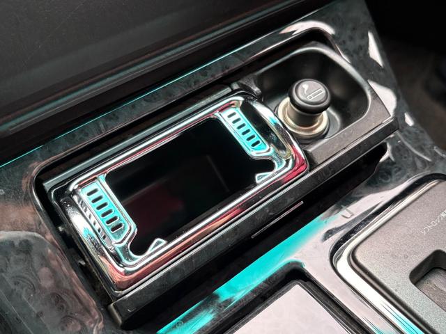 クラウンエステート アスリート■後期型■走行距離6万キロ台■フィルムガラス 純正ブラックボディ(202)■社外18インチアルミホイール■HIDヘッド■ルーフレール■オートクルーズ■ETC■CD■ドライブレコーダー前/後■キーレス(30枚目)