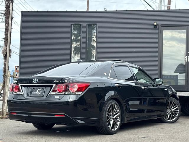 クラウンハイブリッド アスリートG■サンルーフ■黒本革シート■メーカー純正ナビ ■後期型■アドバントパッケージ■純正オプションスパッタリング18インチアルミ■LEDヘッド/フォグランプ■イージークロージャ■プリクラッシュ■レーダクルーズコントロール■コーナーセンサー■ETC(6枚目)