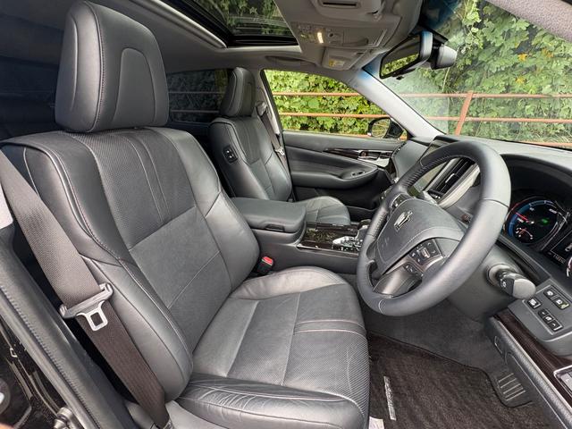 クラウンハイブリッド アスリートG■サンルーフ■黒本革シート■メーカー純正ナビ ■後期型■アドバントパッケージ■純正オプションスパッタリング18インチアルミ■LEDヘッド/フォグランプ■イージークロージャ■プリクラッシュ■レーダクルーズコントロール■コーナーセンサー■ETC(10枚目)