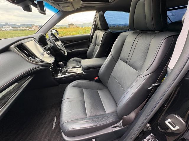 クラウンハイブリッド アスリートG■サンルーフ■黒本革シート■メーカー純正ナビ ■後期型■アドバントパッケージ■純正オプションスパッタリング18インチアルミ■LEDヘッド/フォグランプ■イージークロージャ■プリクラッシュ■レーダクルーズコントロール■コーナーセンサー■ETC(27枚目)