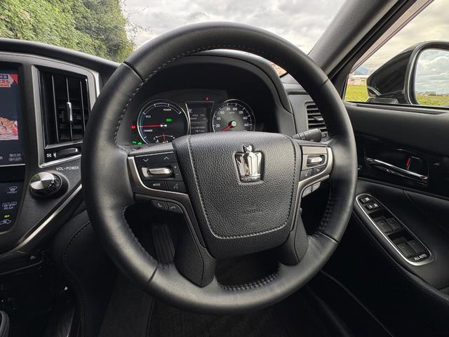 クラウンハイブリッド アスリートG■サンルーフ■黒本革シート■メーカー純正ナビ ■後期型■アドバントパッケージ■純正オプションスパッタリング18インチアルミ■LEDヘッド/フォグランプ■イージークロージャ■プリクラッシュ■レーダクルーズコントロール■コーナーセンサー■ETC(35枚目)