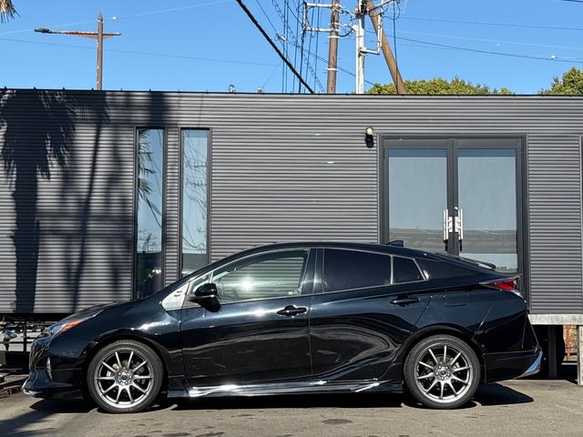 プリウス Sセーフティプラス■モデリスタフルエアロ■社外18インチAW ■トヨタ純正ディーラーオプションナビ■LEDヘッド/フォグランプ■フィルムガラス■セーフティセンスP■プリクラッシュ■レーダクルーズコントロール■オートマチックハイビーム■コーナーセンサー■ETC(4枚目)