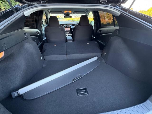 プリウス Sセーフティプラス■モデリスタフルエアロ■社外18インチAW ■トヨタ純正ディーラーオプションナビ■LEDヘッド/フォグランプ■フィルムガラス■セーフティセンスP■プリクラッシュ■レーダクルーズコントロール■オートマチックハイビーム■コーナーセンサー■ETC(15枚目)