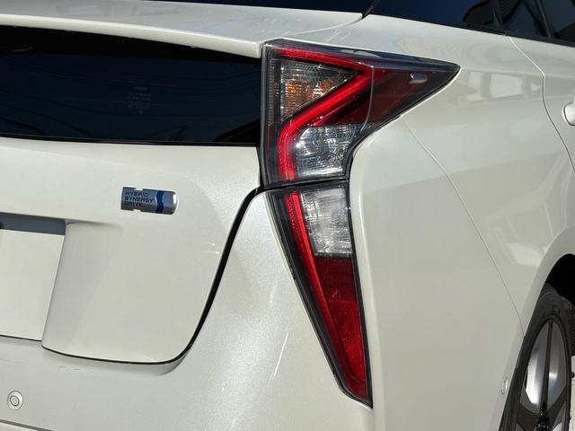 プリウス Aプレミアム ツーリングセレクション■本革シート■モデリスタ フルエアロ■純正17インチアルミ■純正9インチナビ■LEDヘッド/フォグランプ■セーフティセンスP■プリクラッシュ■レーダクルーズコントロール■ブラインドスポットモニター■コーナーセンサー■ETC(26枚目)