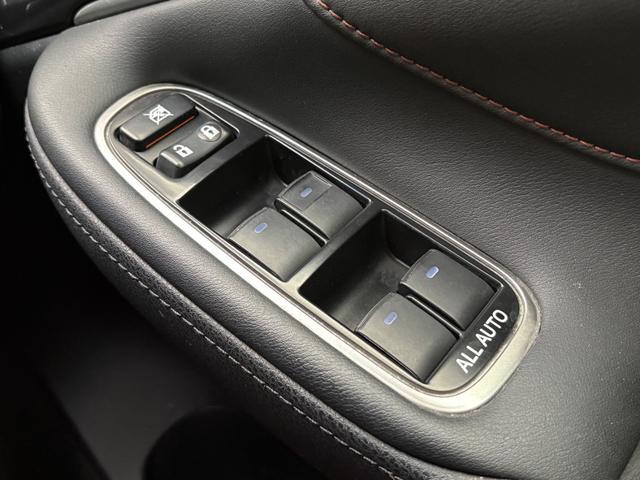 クラウンハイブリッド アスリートG■サンルーフ■黒本革シート■メーカー純正ナビ ■アドバンストパッケージ■アラウンドビューモニター■純正スパッタリング18インチアルミ■テイン(フルタップ式)車高調■フィルムガラス■シートヒーター/クーラー■レーダクルーズコントロール■ETC(41枚目)