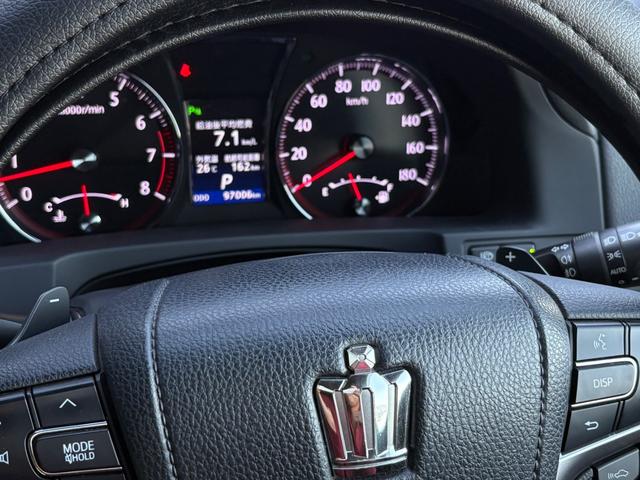 クラウン アスリートＧ■サンルーフ■黒本革シート■メーカー純正ナビ　■アドバンストパッケージ■社外１９インチアルミ■フィルムガラス■全席イージークロージャー■社外テール■シートヒーター／クーラー■プリクラッシュ■レーダクルーズコントロール■ドラレコ■バックカメラ（10枚目）