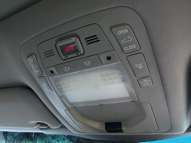 クラウン アスリートＧ■サンルーフ■黒本革シート■メーカー純正ナビ　■アドバンストパッケージ■社外１９インチアルミ■フィルムガラス■全席イージークロージャー■社外テール■シートヒーター／クーラー■プリクラッシュ■レーダクルーズコントロール■ドラレコ■バックカメラ（38枚目）