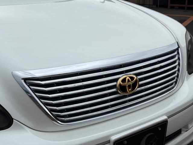 セルシオ Ｃ仕様　インテリアセレクション■黒本革シート■サンルーフ　■純正オプションフロントリップ■マクレビプレミアムサウンド■メーカー純正ナビ■社外１９ＡＷ■全席シートヒーター＆クーラー■パワーシート■電動サンシェード■バックカメラ■全席イージークロージャー■ＥＴＣ（8枚目）