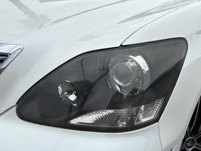 セルシオ Ｃ仕様　インテリアセレクション■黒本革シート■サンルーフ　■純正オプションフロントリップ■マクレビプレミアムサウンド■メーカー純正ナビ■社外１９ＡＷ■全席シートヒーター＆クーラー■パワーシート■電動サンシェード■バックカメラ■全席イージークロージャー■ＥＴＣ（12枚目）