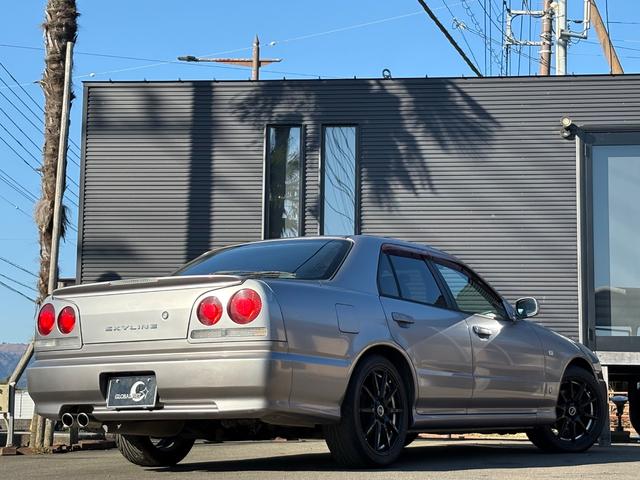 スカイライン 25GT-X■後期型■修復歴なし■純正リアスポイラー ■RB25エンジン■社外17インチアルミ■テイン【フルタップ式】車高調■オートエアコン■ETC■キーレス■フィルムガラス■CD■シフトチェンジスイッチ(5枚目)