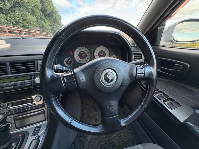 スカイライン 25GT-X■後期型■修復歴なし■純正リアスポイラー ■RB25エンジン■社外17インチアルミ■テイン【フルタップ式】車高調■オートエアコン■ETC■キーレス■フィルムガラス■CD■シフトチェンジスイッチ(13枚目)