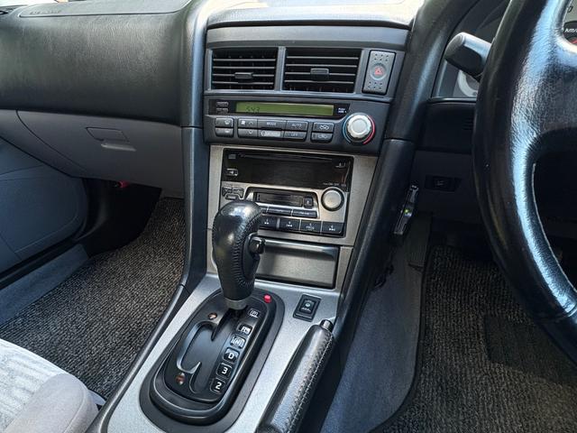 スカイライン 25GT-X■後期型■修復歴なし■純正リアスポイラー ■RB25エンジン■社外17インチアルミ■テイン【フルタップ式】車高調■オートエアコン■ETC■キーレス■フィルムガラス■CD■シフトチェンジスイッチ(22枚目)