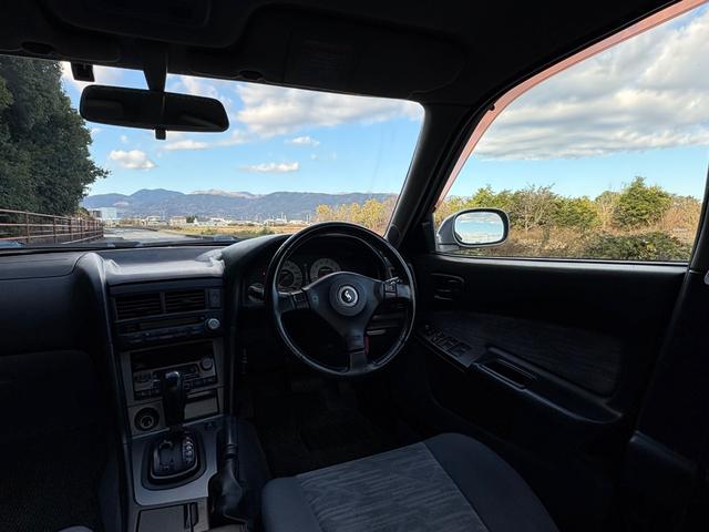 スカイライン 25GT-X■後期型■修復歴なし■純正リアスポイラー ■RB25エンジン■社外17インチアルミ■テイン【フルタップ式】車高調■オートエアコン■ETC■キーレス■フィルムガラス■CD■シフトチェンジスイッチ(32枚目)