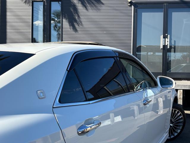 クラウンマジェスタ Fバージョン■ワンオーナー■サンルーフ■黒本革シート ■モデリスタフルエアロ■純正OP18AW■メーカー純正ナビ■Bカメラ■プレミアムサウンド■レーダクルーズ■BSM■LEDヘッド/フォグ■全席イージークロージャ■シートヒーター/クーラー■コーナーセンサ(10枚目)