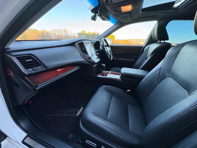 クラウンマジェスタ Fバージョン■ワンオーナー■サンルーフ■黒本革シート ■モデリスタフルエアロ■純正OP18AW■メーカー純正ナビ■Bカメラ■プレミアムサウンド■レーダクルーズ■BSM■LEDヘッド/フォグ■全席イージークロージャ■シートヒーター/クーラー■コーナーセンサ(27枚目)