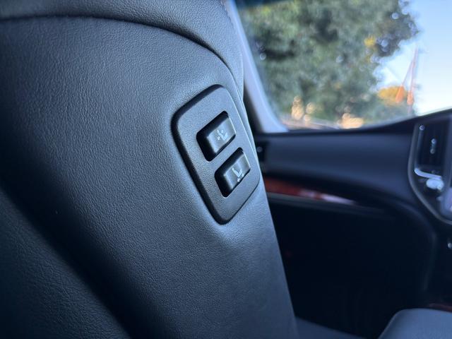 クラウンマジェスタ Fバージョン■ワンオーナー■サンルーフ■黒本革シート ■モデリスタフルエアロ■純正OP18AW■メーカー純正ナビ■Bカメラ■プレミアムサウンド■レーダクルーズ■BSM■LEDヘッド/フォグ■全席イージークロージャ■シートヒーター/クーラー■コーナーセンサ(45枚目)