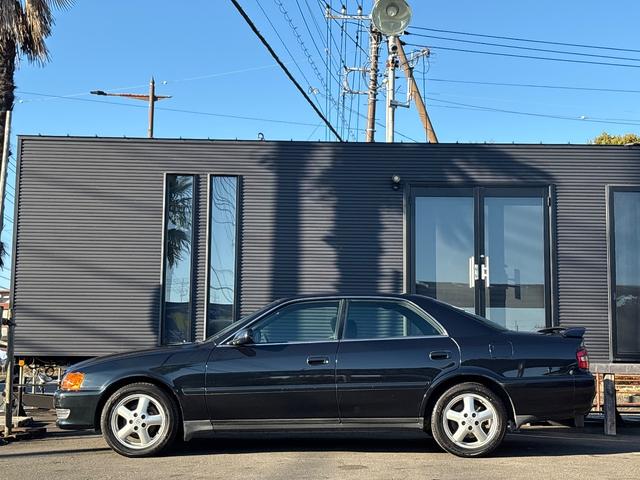 チェイサー ツアラーＳ■修復歴なし■実走行■１ＪＺ－ＧＥ■ハードトップ　■純正オプションボディカラー（ダークグリーンマイカＰ．Ｉ．Ｏ）６Ｎ９■ツアラー純正１６インチアルミ■純正トランクスポイラー■ＨＩＤライト■ゲート式ＡＴシフトレバー■ＥＴＣ■メーカー純正ナビ（4枚目）