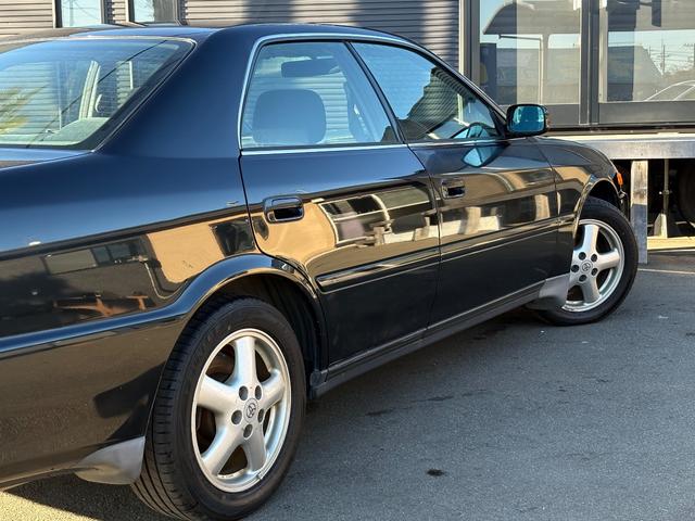 チェイサー ツアラーＳ■修復歴なし■実走行■１ＪＺ－ＧＥ■ハードトップ　■純正オプションボディカラー（ダークグリーンマイカＰ．Ｉ．Ｏ）６Ｎ９■ツアラー純正１６インチアルミ■純正トランクスポイラー■ＨＩＤライト■ゲート式ＡＴシフトレバー■ＥＴＣ■メーカー純正ナビ（14枚目）