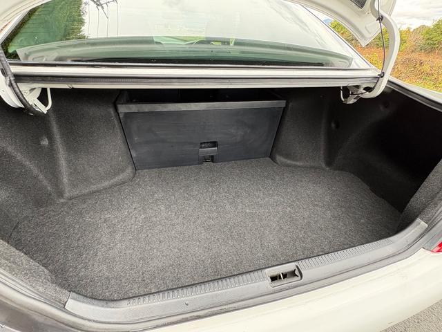 マークII グランデｉＲ－Ｖ■５速ＭＴ（公認済み）■１ＪＺ－ＧＴＥターボ　■修復歴なし■純正１７インチアルミ■純正オプショングリル■タイベル交換ステッカー有■純正トランクスポイラー■パワーシート■オートエアコン■記録簿あり■スペアキーあり■レインバイザー（17枚目）