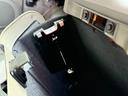 ＬＳ■ディーラー車■２ＷＤ■フルオリジナル■８人乗り　■左ハンドル■カロッツェリアナビ／モニター■バックカメラ■ＥＴＣ■純正１５インチアルミ■ホワイトレタータイヤ■Ｂｌｕｅｔｏｏｔｈ■ＤＶＤ■ＴＶ■色替え（17枚目）