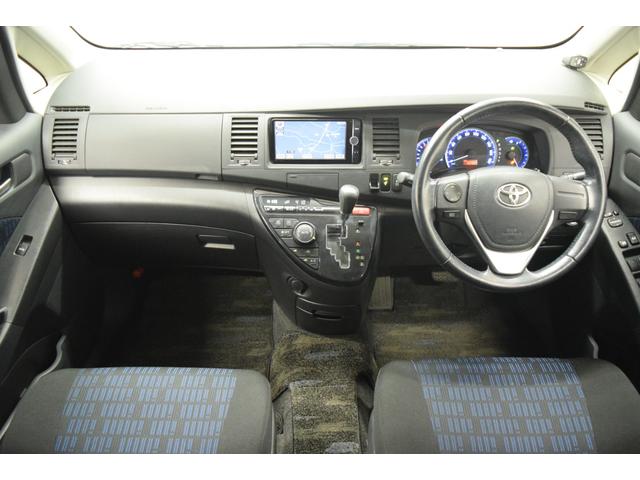 アイシス プラタナ Vセレクション Bluetooth フルセグナビ バックカメラ ETC HID フルフラット スマートキー コーナーセンサー オートエアコン オートライト 両側パワースライドドア(54枚目)