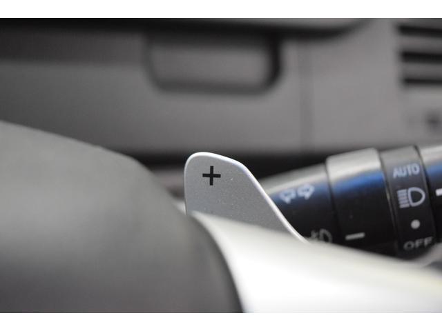 ノア Ｓｉ　Ｂｌｕｅｔｏｏｔｈ　フルセグナビ　デュアルオートエアコン　ＥＴＣ　ＨＩＤ　マニュアルモード　スマートキー　オートエアコン　両側パワースライドドア（33枚目）