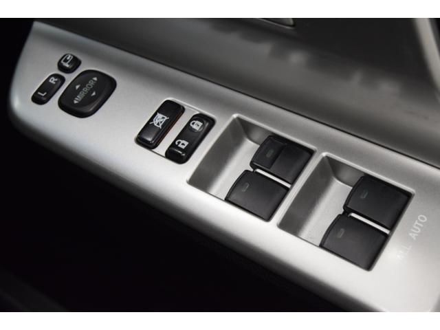 ノア Ｓｉ　Ｂｌｕｅｔｏｏｔｈ　フルセグナビ　デュアルオートエアコン　ＥＴＣ　ＨＩＤ　マニュアルモード　スマートキー　オートエアコン　両側パワースライドドア（34枚目）