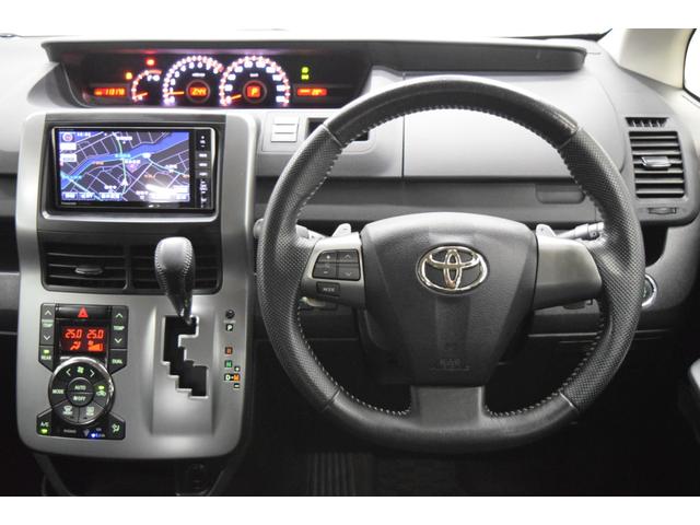 ヴォクシー ＺＳ　煌ＩＩ　Ｂｌｕｅｔｏｏｔｈ　フルセグナビ　バックカメラ　デュアルオートエアコン　ＥＴＣ　ＨＩＤ　マニュアルモード　オートライト　スマートキー　両側パワースライドドア（32枚目）
