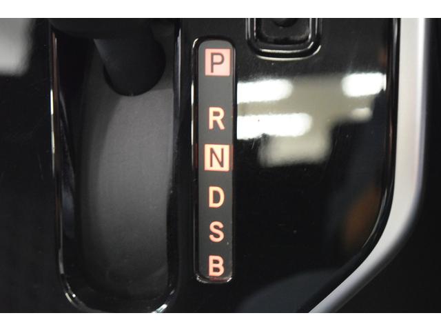 ルーミー カスタムＧ　Ｓ　Ｂｌｕｅｔｏｏｔｈ　フルセグナビ　バックカメラ　アイドリングストップ　横滑り防止装置　衝突被害軽減システム　クルーズコントロール　ＥＴＣ　ＬＥＤ　スマートキー　オートライト　両側パワースライドドア（28枚目）