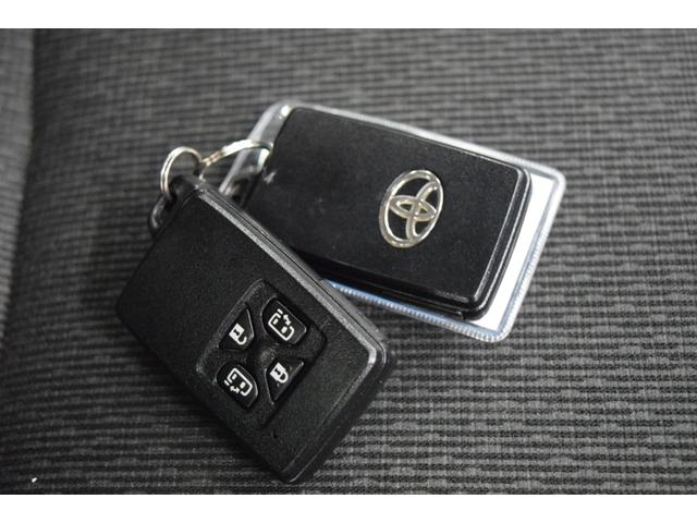ヴォクシー ＺＳ　煌ＩＩＩ　Ｂｌｕｅｔｏｏｔｈ　フルセグナビ　バックカメラ　ＥＴＣ　ＨＩＤ　ハーフレザーシート　デュアルオートエアコン　マニュアルモード　スマートキー　オートライト　両側パワースライドドア（36枚目）