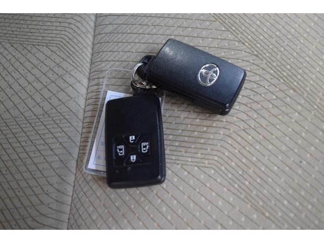 エスティマ アエラス　Ｂｌｕｅｔｏｏｔｈ　後席モニター　フルセグナビ　バックカメラ　コーナーセンサー　ＥＴＣ　ＨＩＤ　スマートキー　マニュアルモード　フォグランプ　クルーズコントロール　オートライト　両側パワースライドドア（38枚目）