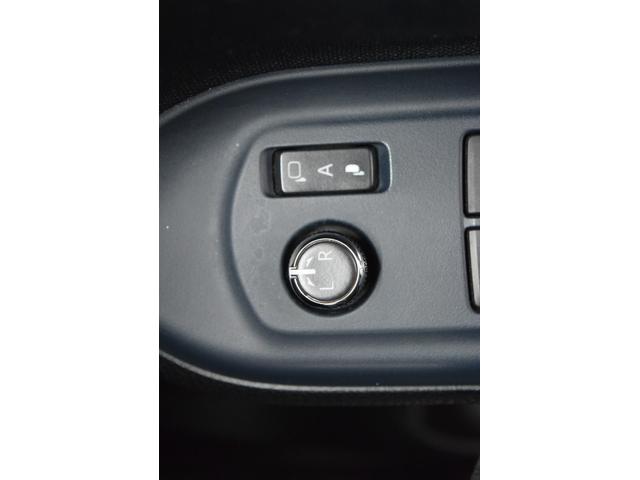 ヴォクシー ＺＳ　煌ＩＩ　Ｂｌｕｅｔｏｏｔｈ　フルセグナビ　バックカメラ　後席モニター　衝突被害軽減システム　スマートキー　ＥＴＣ　ＬＥＤライト　アイドリングストップ　クルーズコントロール　両側パワースライド（30枚目）