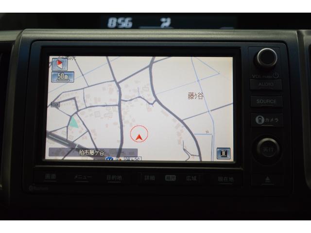 ステップワゴンスパーダ Ｚ　全周囲カメラ　後席モニター　両側パワースライドドア　フルセグナビ　ＥＴＣ　ＨＩＤ　スマートキー　横滑り防止装置　オートライト　オートエアコン　マニュアルモード（12枚目）
