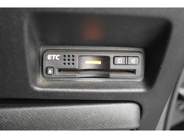 ステップワゴンスパーダ Ｚ　全周囲カメラ　後席モニター　両側パワースライドドア　フルセグナビ　ＥＴＣ　ＨＩＤ　スマートキー　横滑り防止装置　オートライト　オートエアコン　マニュアルモード（34枚目）